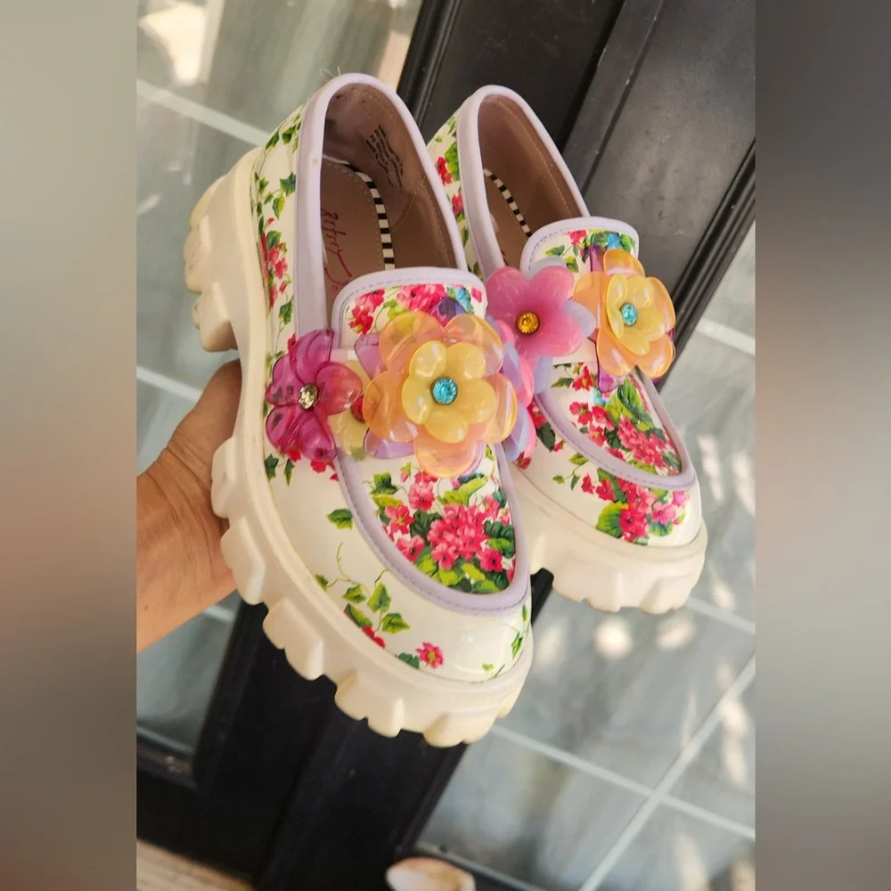 Betsey Johnson White Floral Chunky Loafers with Pink & Orange Flower Accents - Picture 2 of 7